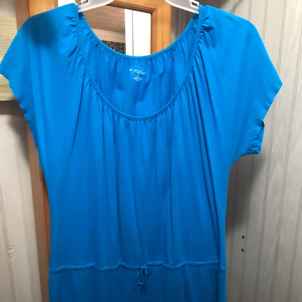 Scoop neck, tie waist dresses